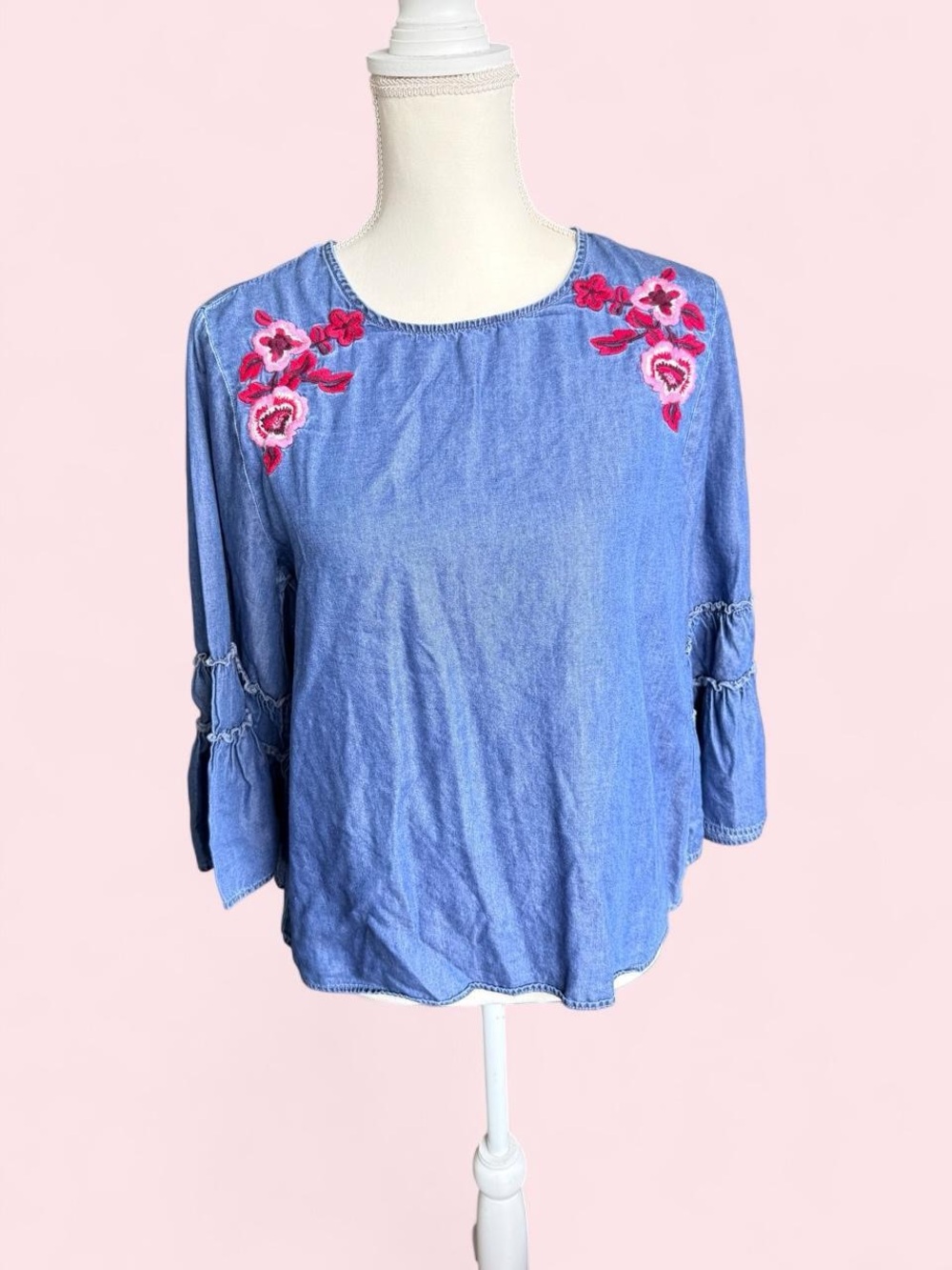 Express Embroidered Chambray Bell Sleeve Top Size M